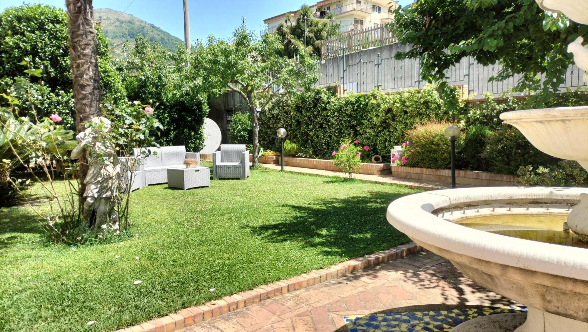 Casa Lamberti B&B Cava De' Tirreni Exterior photo